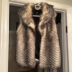 Faux fur vest by Jack. Size Medium.